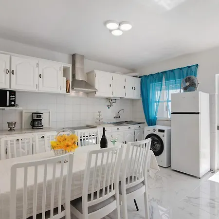 بيت للعطل Casa Flor *