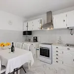 Casa Flor Nyaraló *